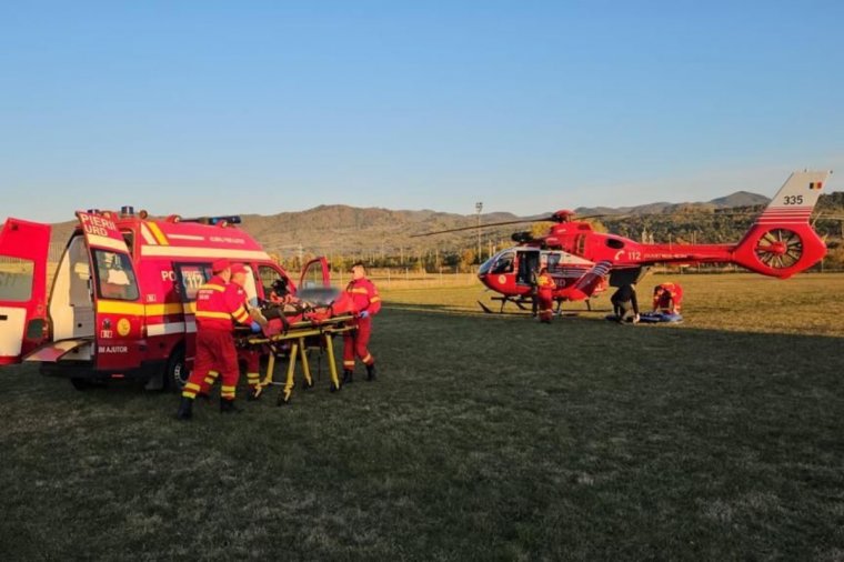 Kukoricaszedő gépbe szorult, mentőhelikopterrel szállították kórházba
