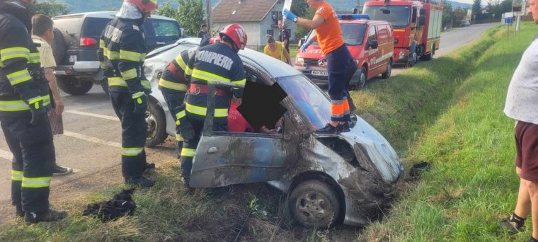 Autó sodródott a sáncba Zetelakán