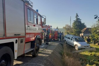 Két autó ütközött, öten kerültek kórházba