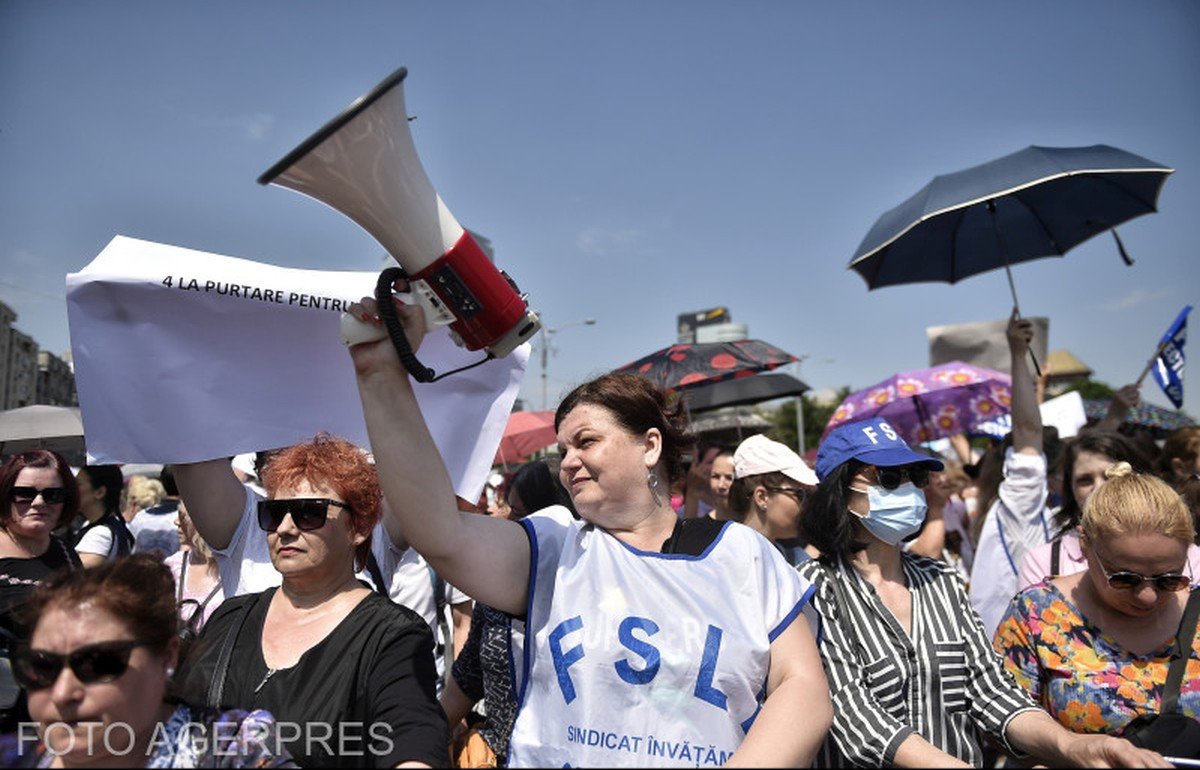 Elutasították a kormány ajánlatát az oktatási szakszervezetek, folytatódik az általános sztrájk a tanügyben