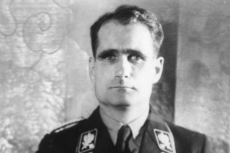 Rudolf Hess „visszatér” Kézdivásárhelyre