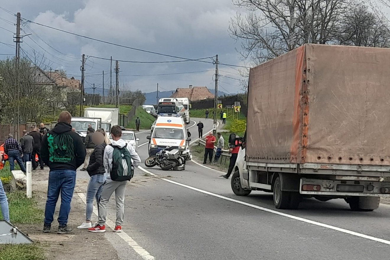 Motoros baleset Újtusnádon