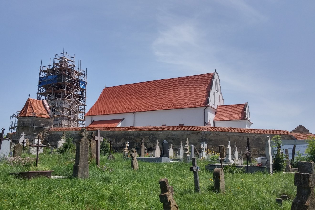 Jól haladnak a Szent Mihály-hegyi templom felújításával