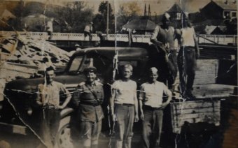 Egykori hadiárvák és munkaszolgálatosok a Vigadóban
