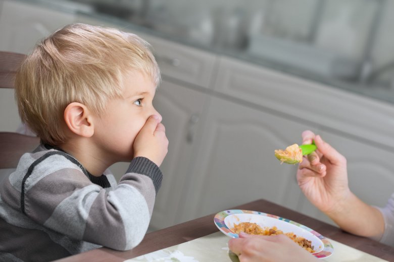 Az, hogy válogatós, nem érv: nem elég, ha csak „valamit” eszik a gyerek