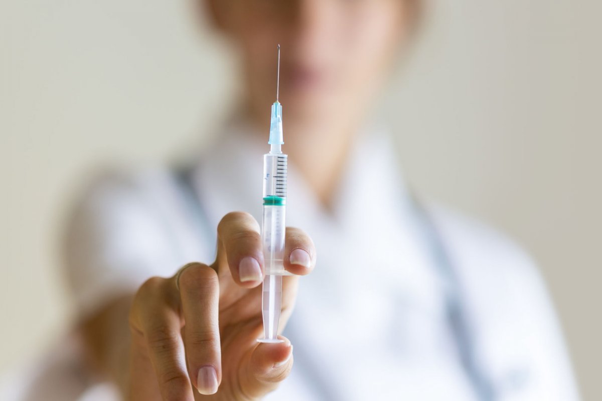 Felmérés: a romániai lakosság közel kétharmada egyetért a védőoltások kötelezővé tételével