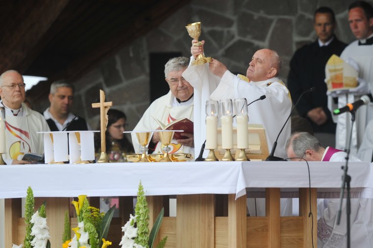 Ferenc pápa Budapesten: a Vatikánban felkészültek a szentatya indulására