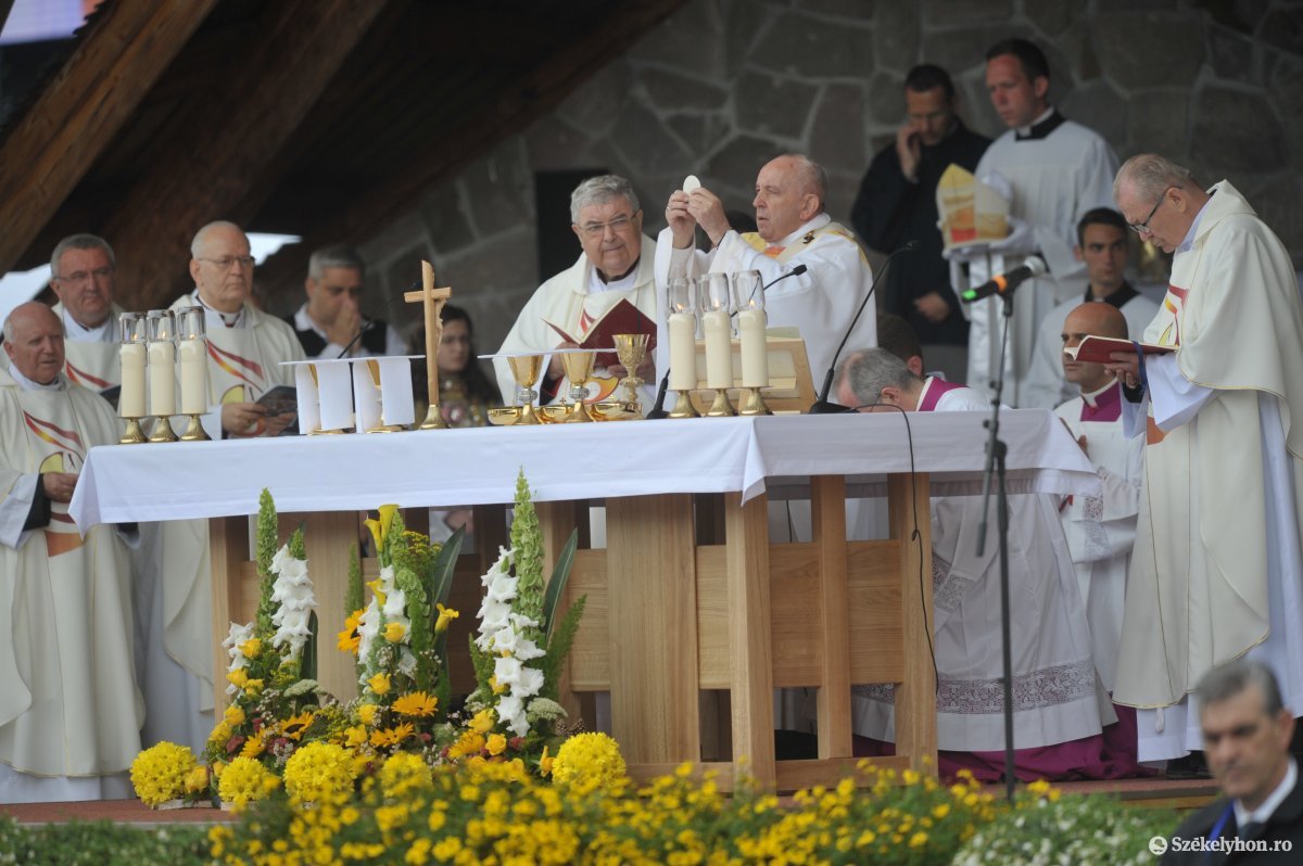 Ferenc pápa: a csíksomlyói zarándoklat Erdély öröksége
