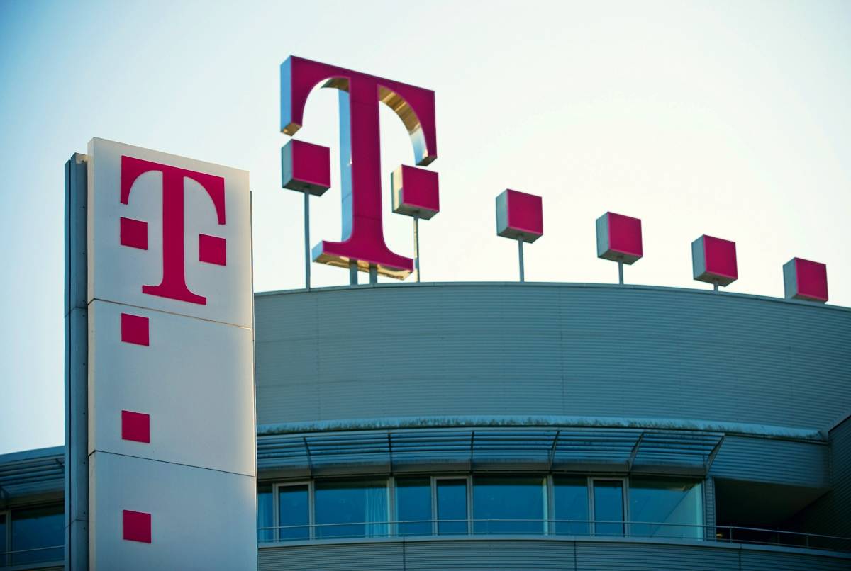 Leépíti a vezetői beosztásban levők egy részét a Telekom
