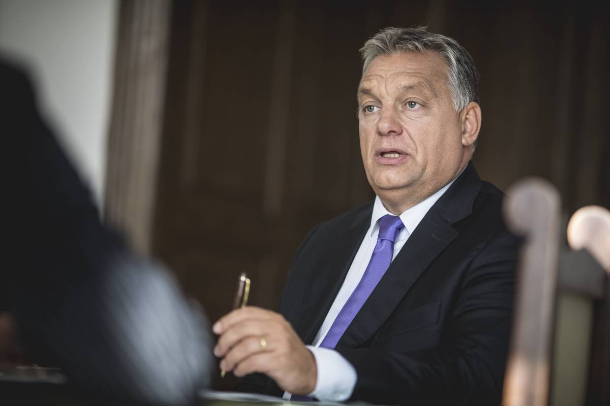 Orbán a választások tétjéről: vagy nemzeti kormány lesz vagy Soros emberei kerülnek hatalomra