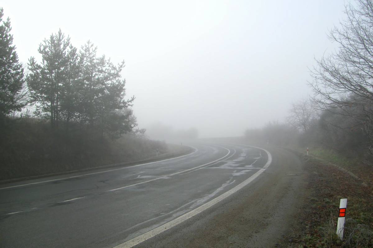 Köd nehezíti a közlekedést Székelyföld mindhárom megyéjében
