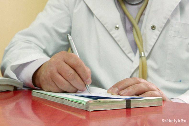 Előrelépés várható az alapellátásban, kevesebb papírmunkát kérnek a háziorvosok
