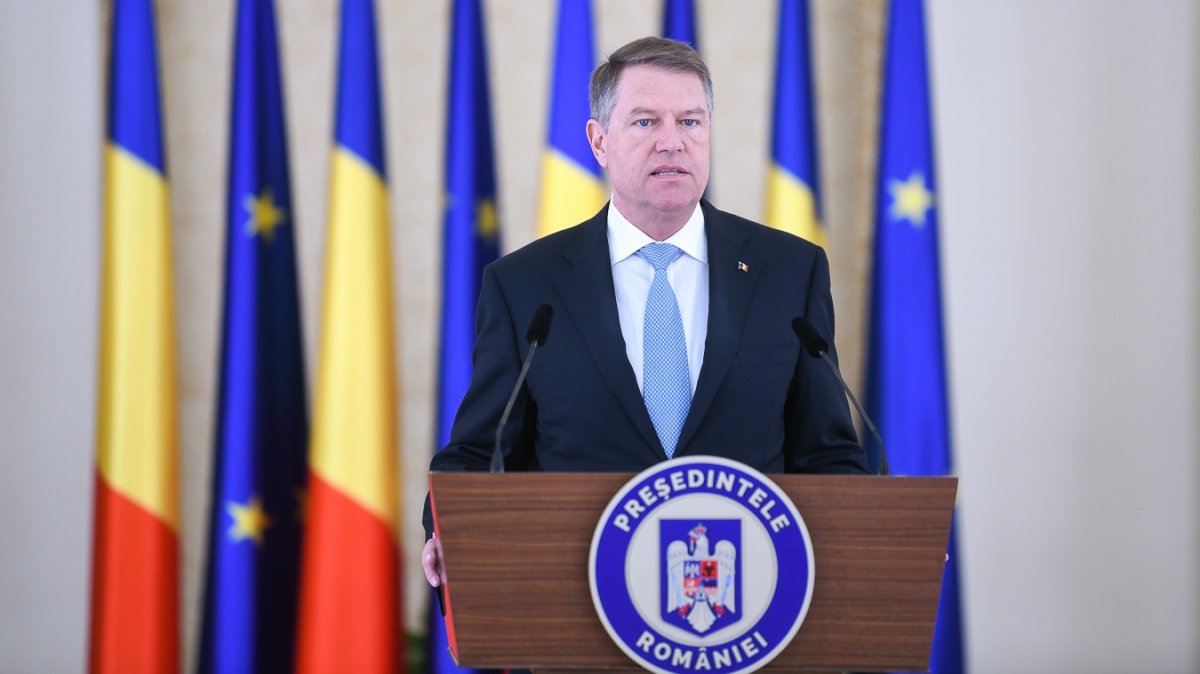 Klaus Johannis alkotmánysértéssel vádolja Dăncilát, amiért nem konzultál vele az európai biztosjelöltről