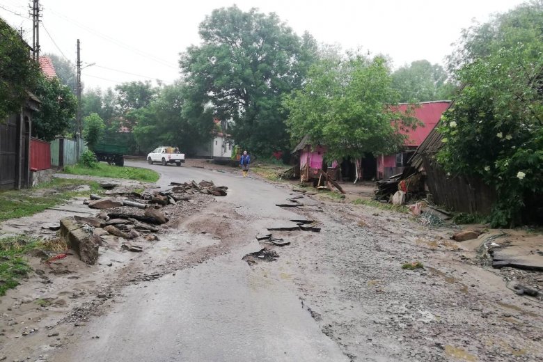 Súlyos károkat okozott az áradás Csíkszentmárton községben