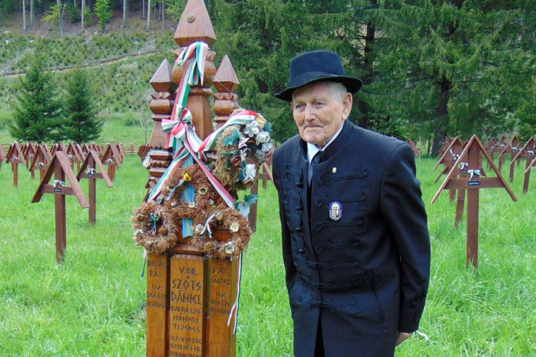 Szégyen, gyalázat, hogy megélte, ilyet műveltek a magyarokkal – videointerjú a 95 éves úzvölgyi veteránnal
