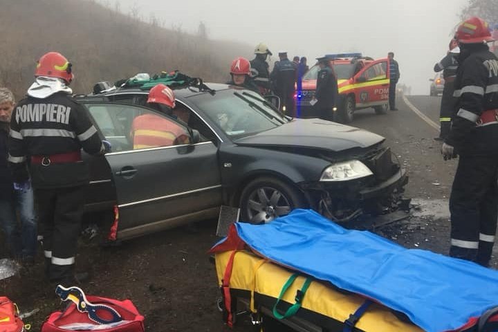 Fekete karácsony: 44 balesetben 19 halott, 33 súlyos sebesült a romániai közutakon