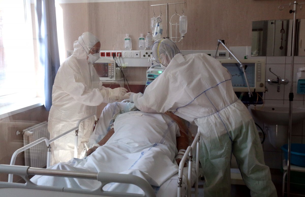 Ismét az egészségügyi alkalmazottak közül szedett áldozatot a koronavírus