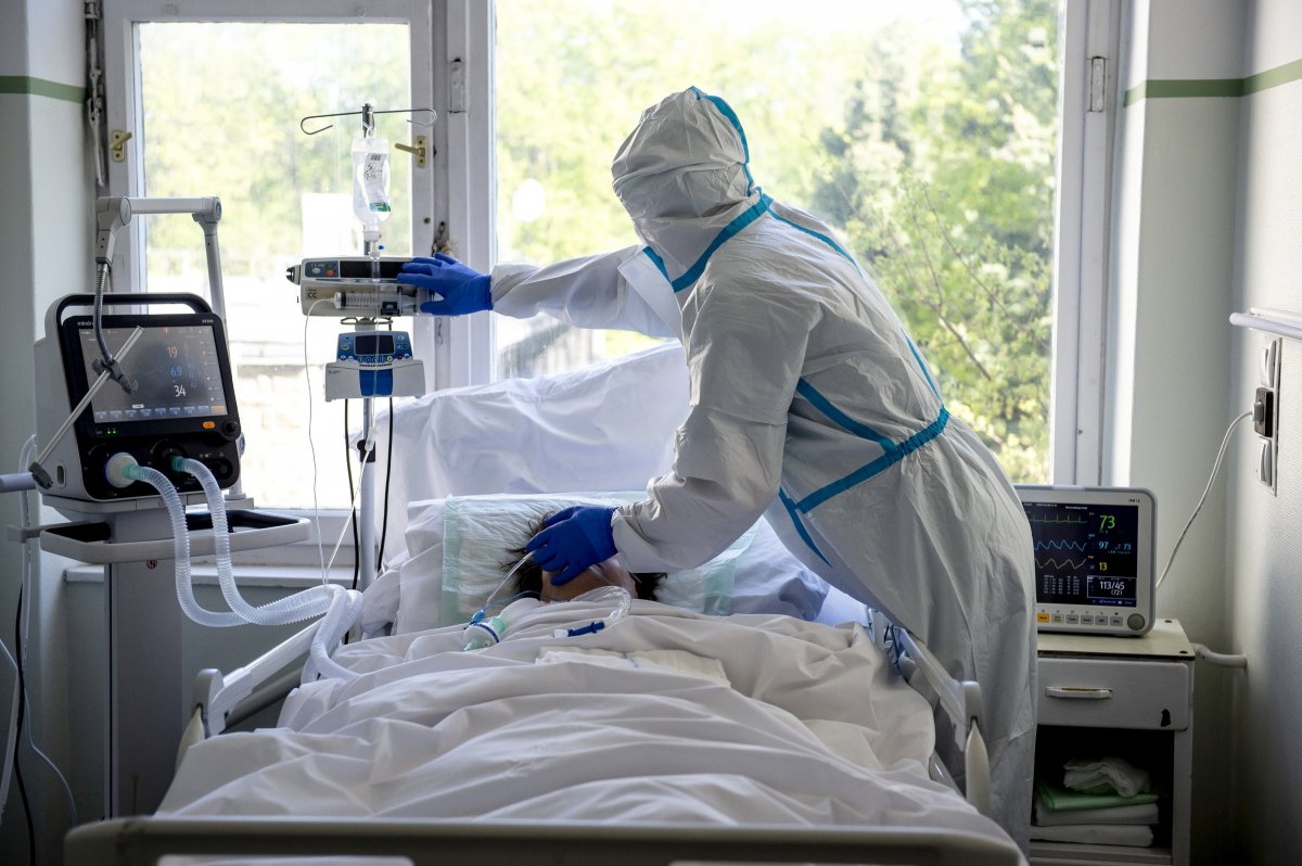 Így oszlanak meg a csíki és udvarhelyi kórházakban a koronavírusos betegek