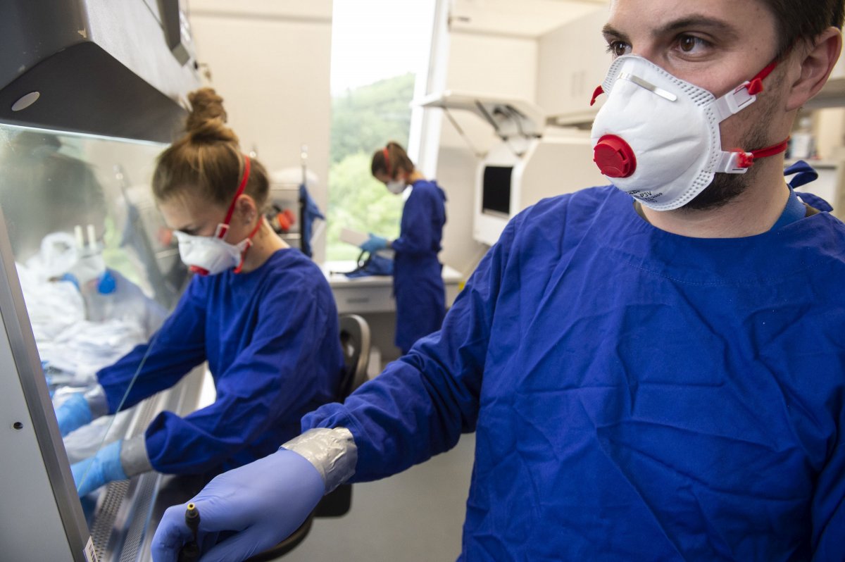 Már több mint 700 ezren fertőződtek meg a koronavírussal Romániában