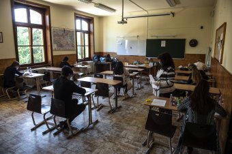 A magyar diákoknak szánt tételeket kapták románból az egyik Dolj megyei iskolában, újra kellett vizsgázniuk