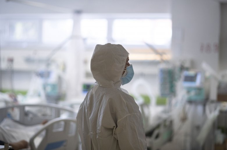 Koronavírus-mérleg: tíz új fertőzés, egy haláleset Hargita megyében