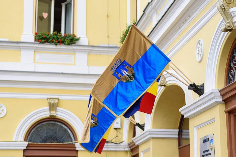 Érvénytelenítette a bíróság a Sepsiszentgyörgy zászlajáról szóló kormányhatározatot