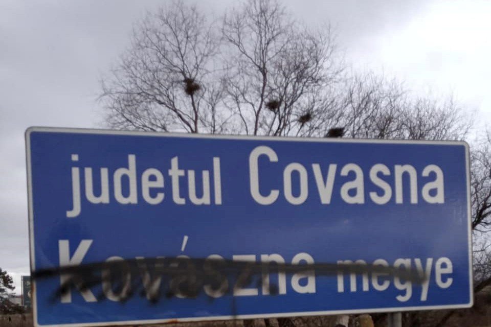 A magyar felirat lemázolásával büszkélkednek a konstancai szurkolók