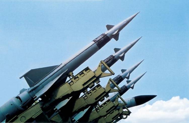Korszerűsítik a NATO rakétaelhárító rendszerének Romániába telepített elemeit