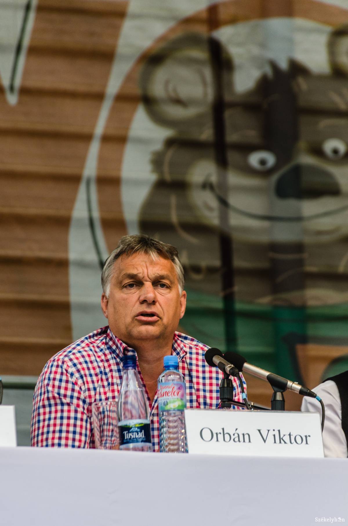Orbán: biztos pont maradni egy bizonytalan világban