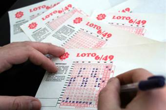 Szatmárnémeti nyugdíjas jelentkezett a 23 milliós lottó-főnyereményért