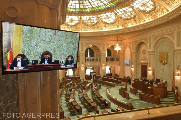 „Románia nem eladó!” – Leszavazta a szenátus a területi autonómiát célzó törvénytervezetet