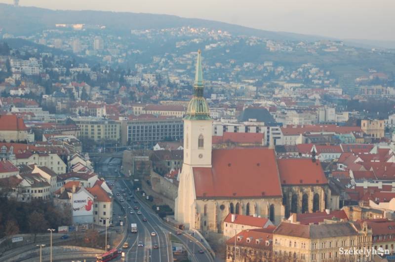 A fertőzöttebb régiókban folytatódik a szűrés Szlovákiában