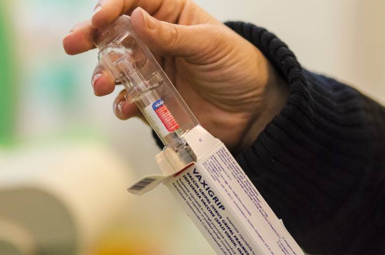Az influenza elleni oltás beadatását javasolja az egészségügyi miniszter