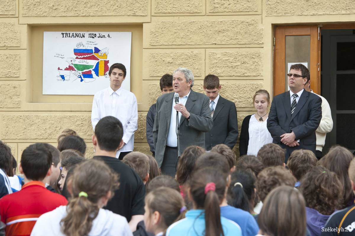 Iskolák közös ünnepe a nemzeti összetartozás napján