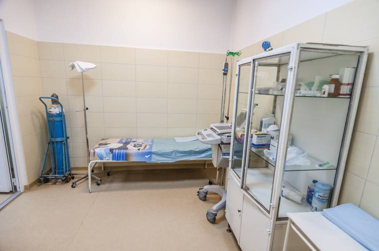 Tehermentesíteni a kórházakat: új ügyeleti központok jöhetnek létre Hargita megyében