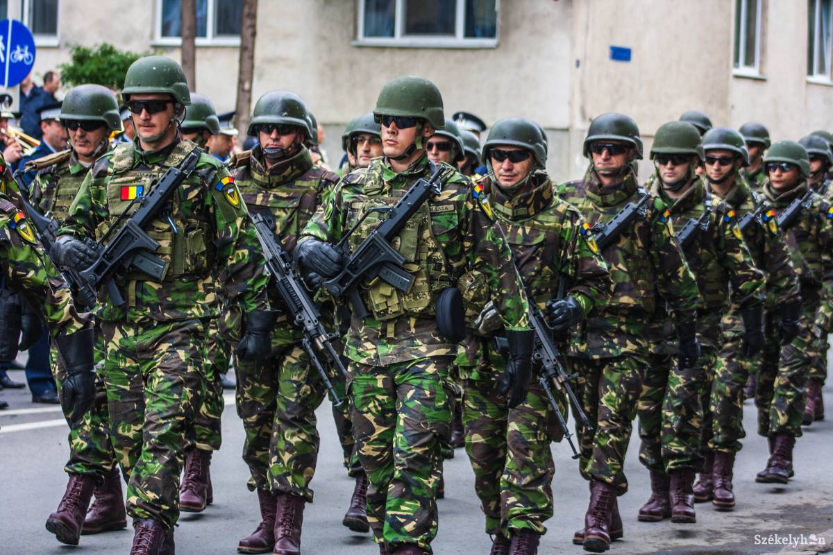Kizárt a sorkatonai szolgálat visszaállítása Romániában a védelmi miniszter szerint