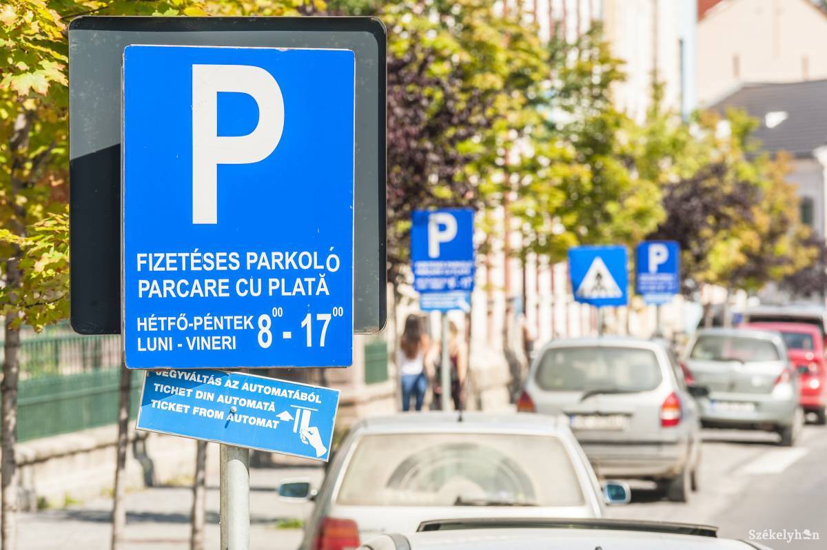 Novembertől léphet érvénybe az új parkolási szabályzó Csíkszeredában
