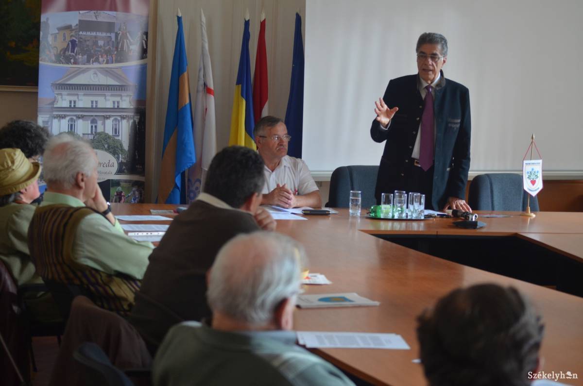 Csóti György: a román kisebbségpolitika szemfényvesztő