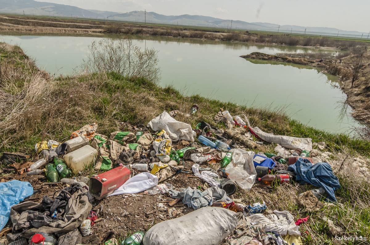 Az Európai Bizottság felszólította Romániát a hulladékgazdálkodási irányelv betartására