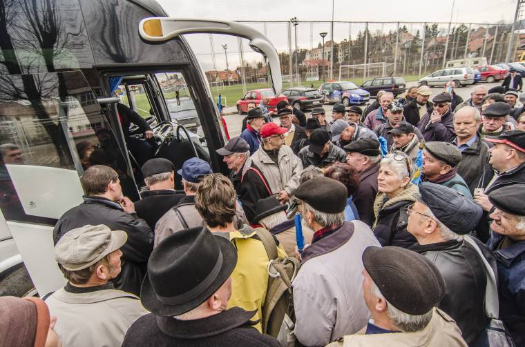 A jelentkezők számától függ, hány autóbuszt indítanak Marosvásárhelyre
