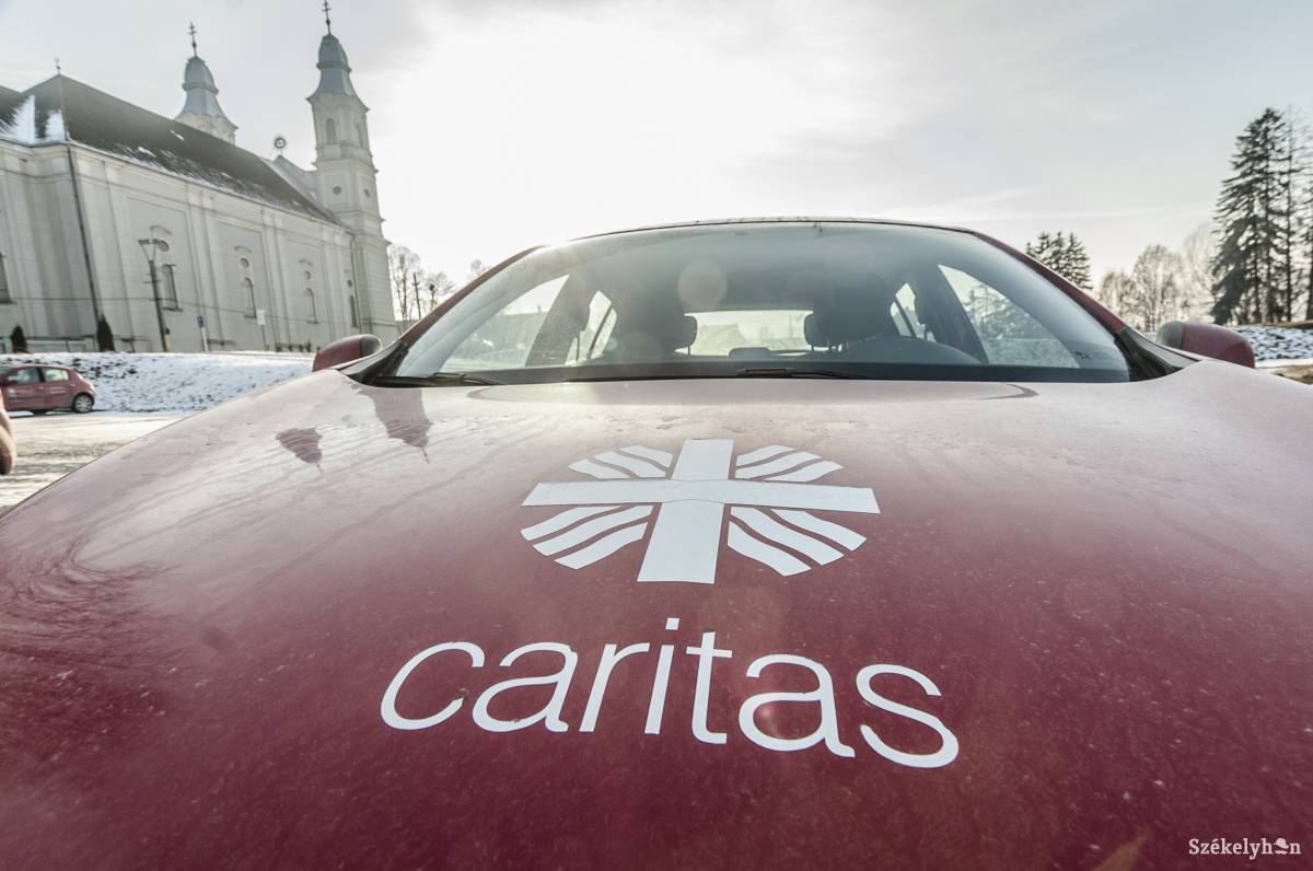 Mégis támogatja a minisztérium a Caritas otthoni beteggondozó programját