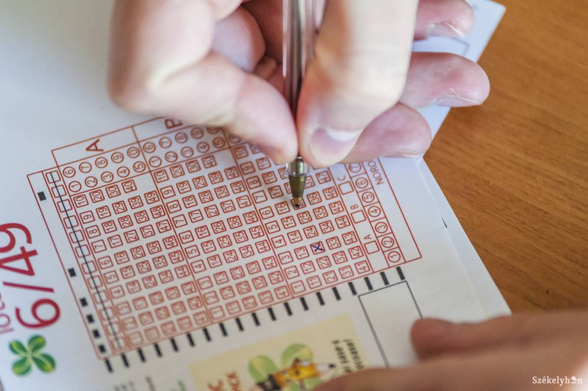 Az enyhítés újabb szintje: a hónap közepétől a lottózók is kinyitnak