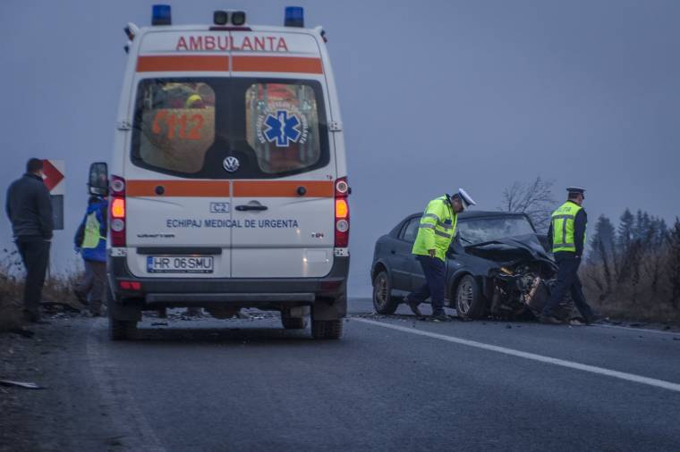 Három sérült Felcsíkon szabálytalan előzés miatt