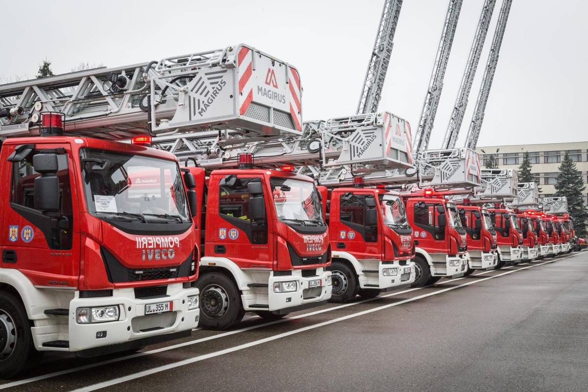 Létfontosságú bevetési járművet kapott a csíkszeredai tűzoltóság
