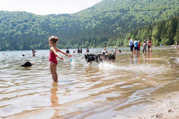 Megússzák szárazon a Szent Anna-tóhoz látogatók, de nem lesz egyszerű gyakorlatba ültetni a tiltást