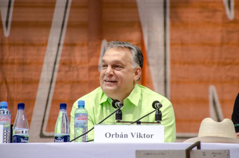 Orbán Viktor a határvédelemhez is európai szolidaritást kér
