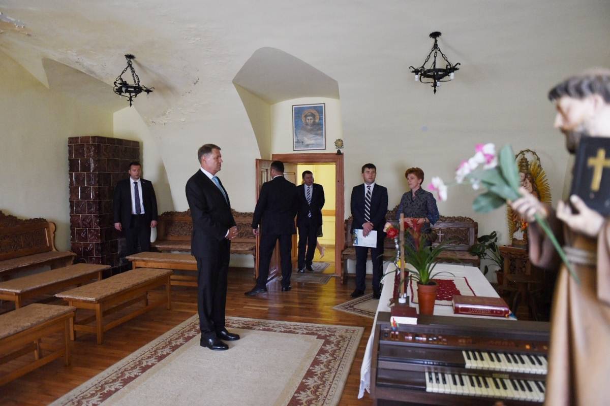 Klaus Johannis államfő közleményben üdvözölte a vallásszabadság évfordulóját