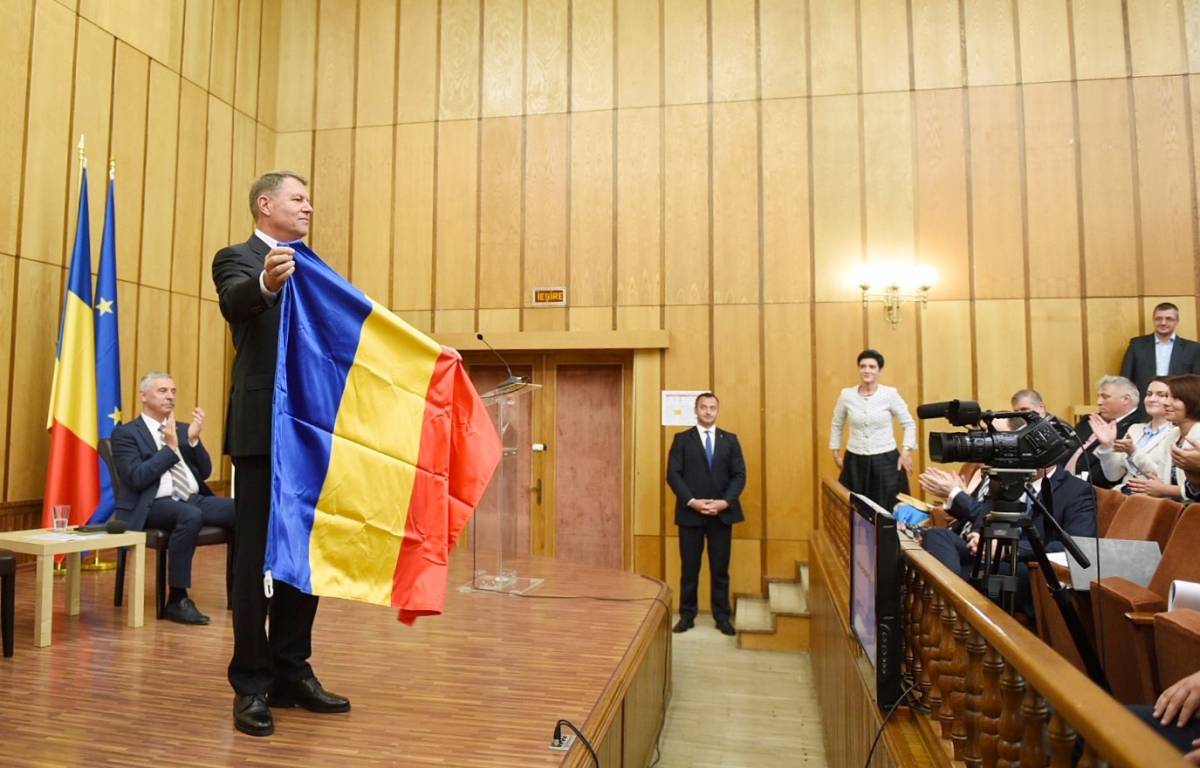 Számos román véleményformáló nem tudja hova tenni Johannis elvadult nacionalizmusát