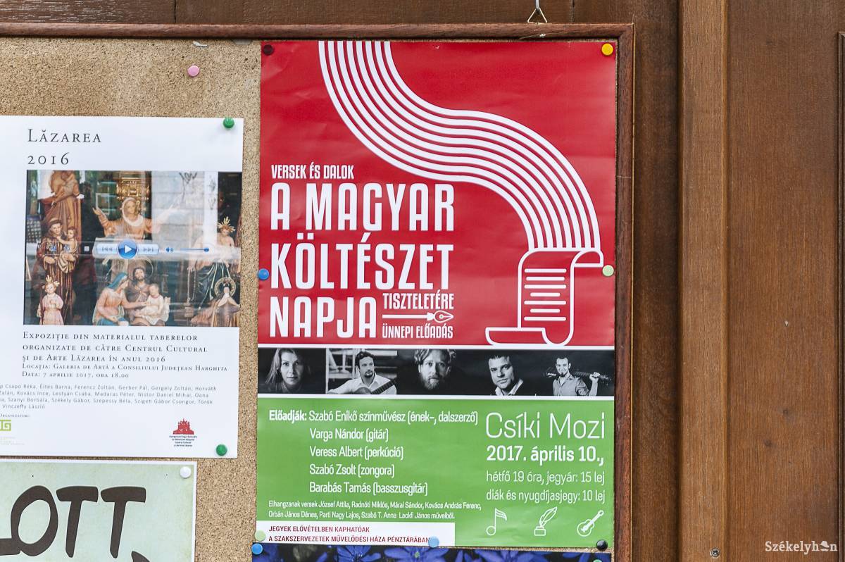 A magyar költészet napjára készülnek Csíkszeredában