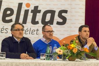 Politikai, gazdasági, magyarság-kérdéseket vitattak meg Csicsóban
